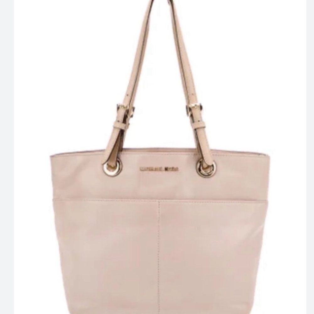 👜Michael Kors Soft Pink Tote Bag